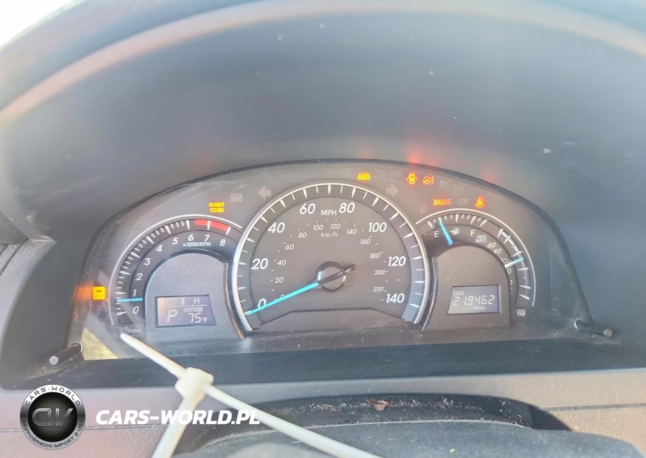 2015 Toyota Camry Le VIN:4T1BF1FK4FU926792 - 9