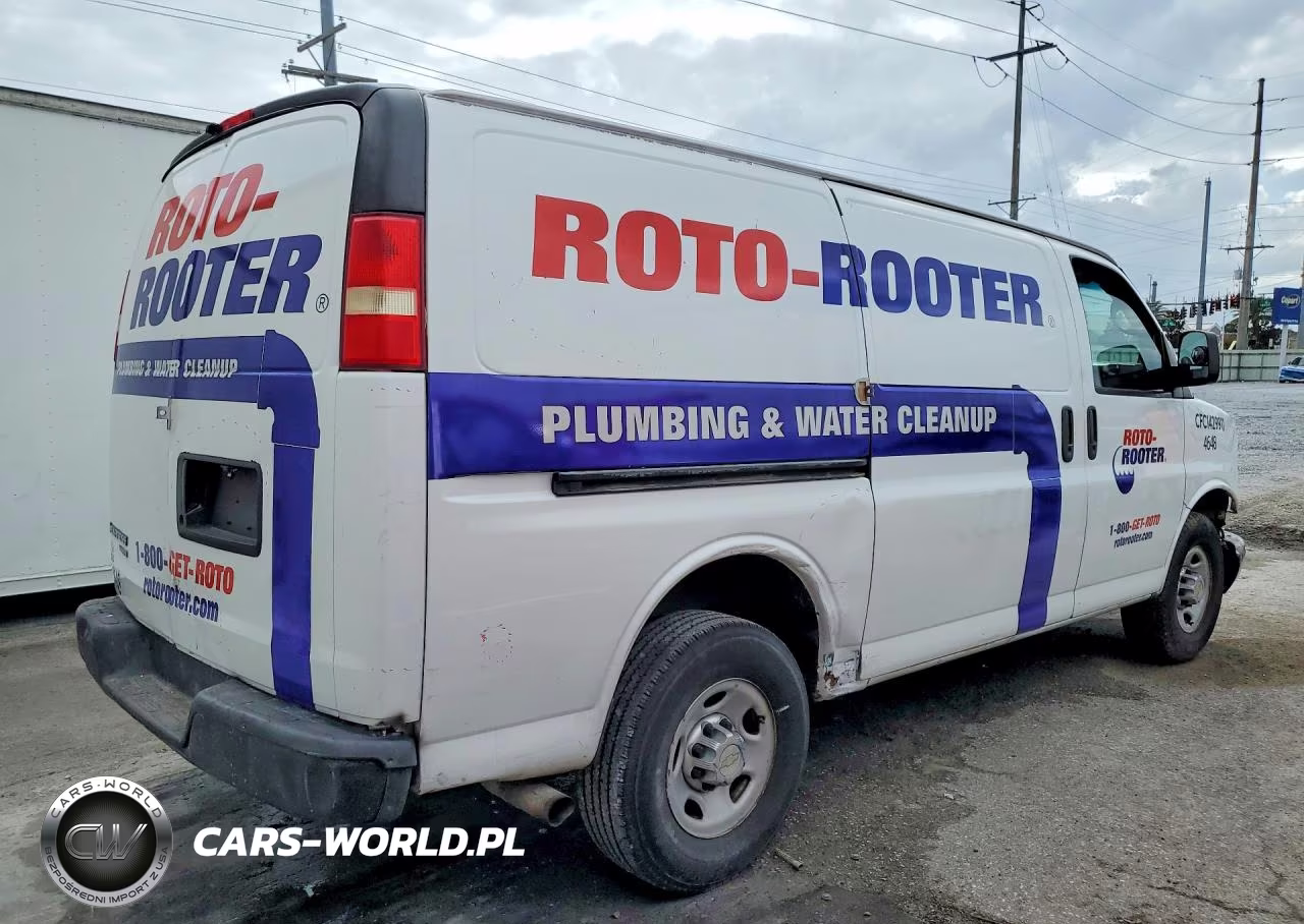 2012 Chevrolet Express G2500 VIN:1GCWGFCA8C1196796 - 3