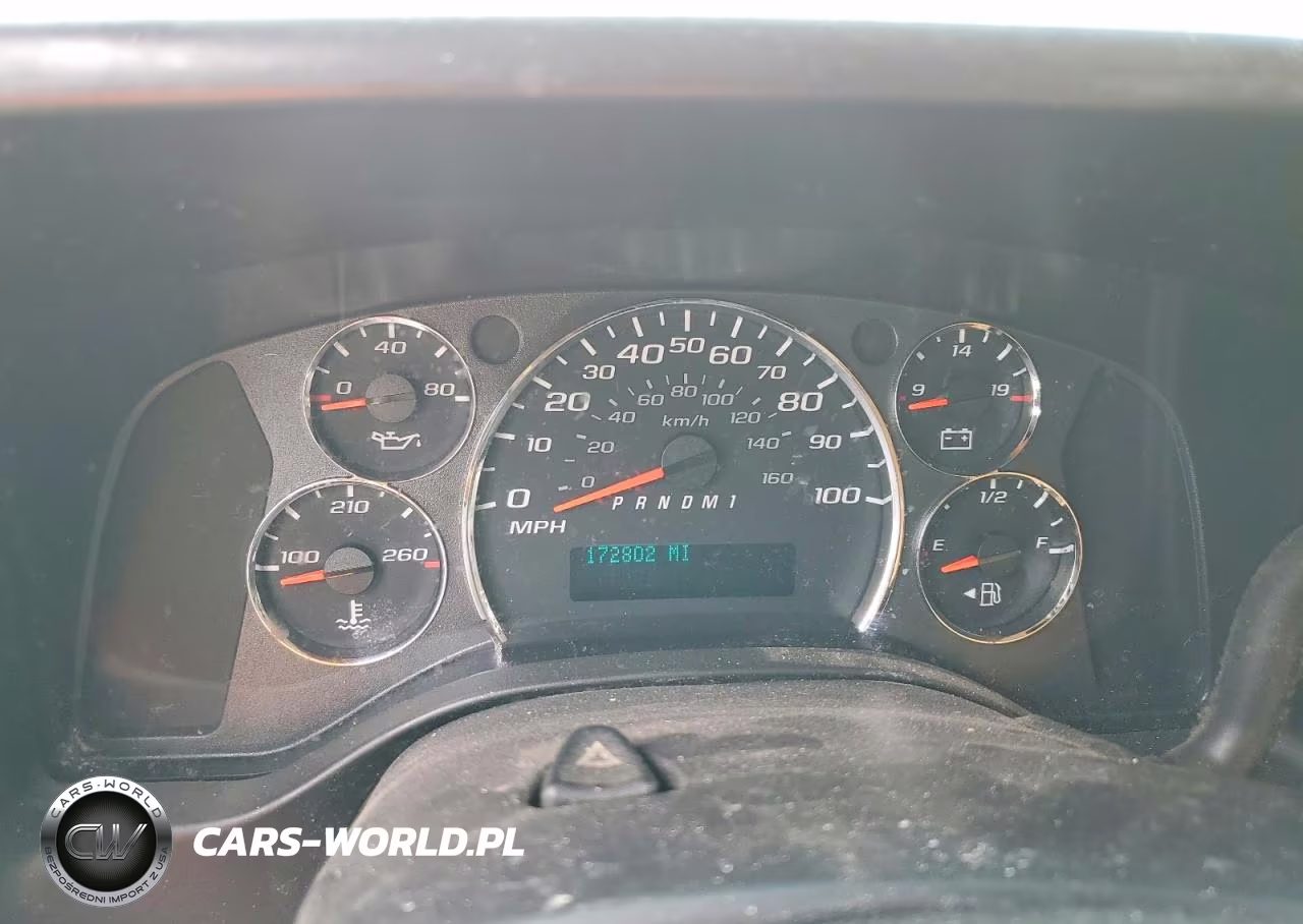 2012 Chevrolet Express G2500 VIN:1GCWGFCA8C1196796 - 9