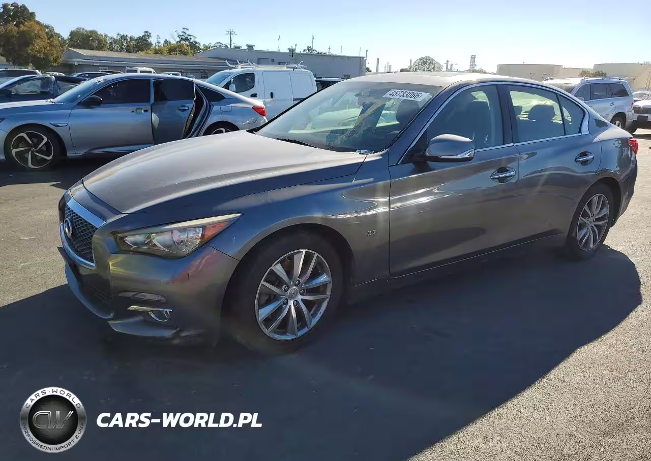 2015 Infiniti Q50 Premium