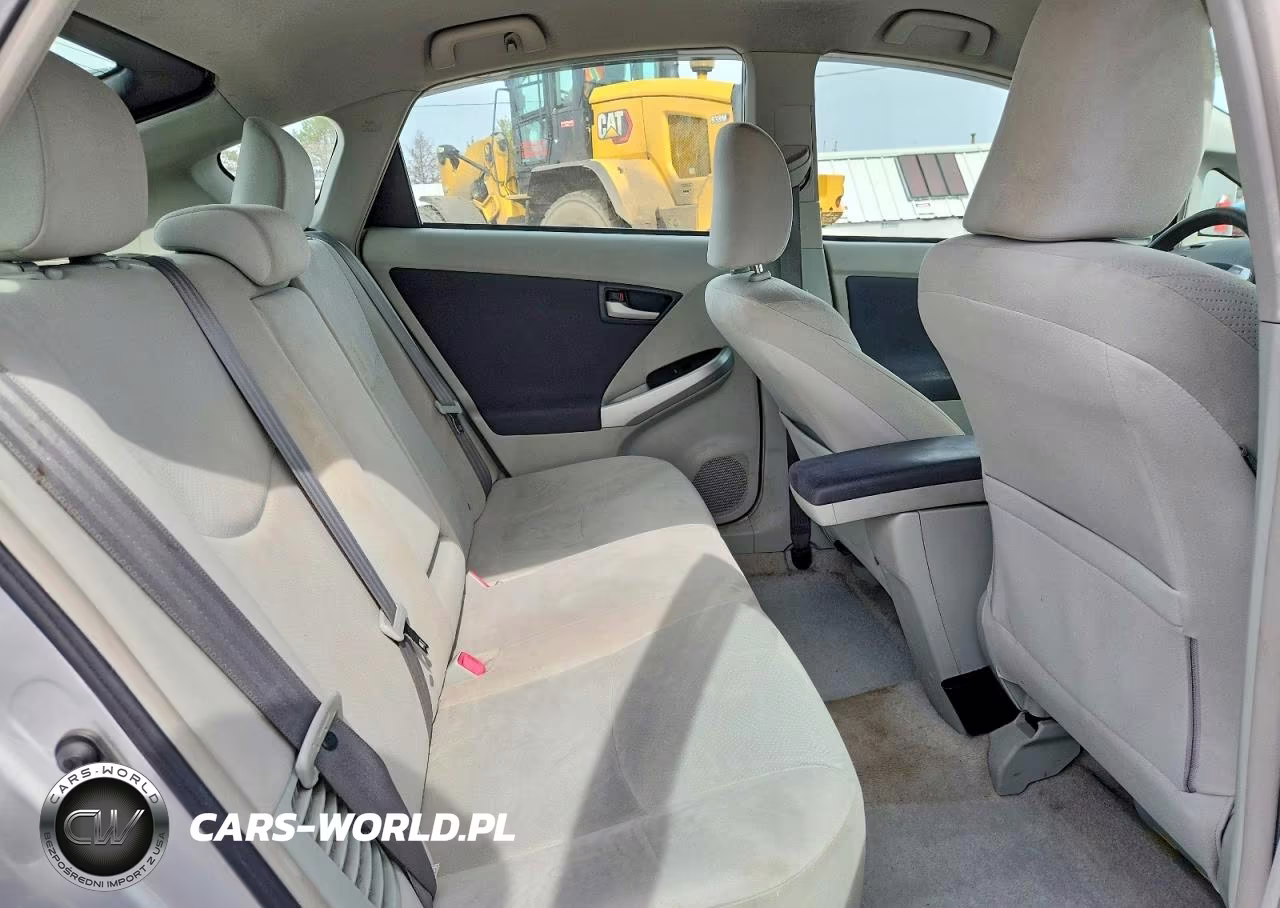 2011 Toyota Prius Two VIN:JTDKN3DUXB5341159 - 10