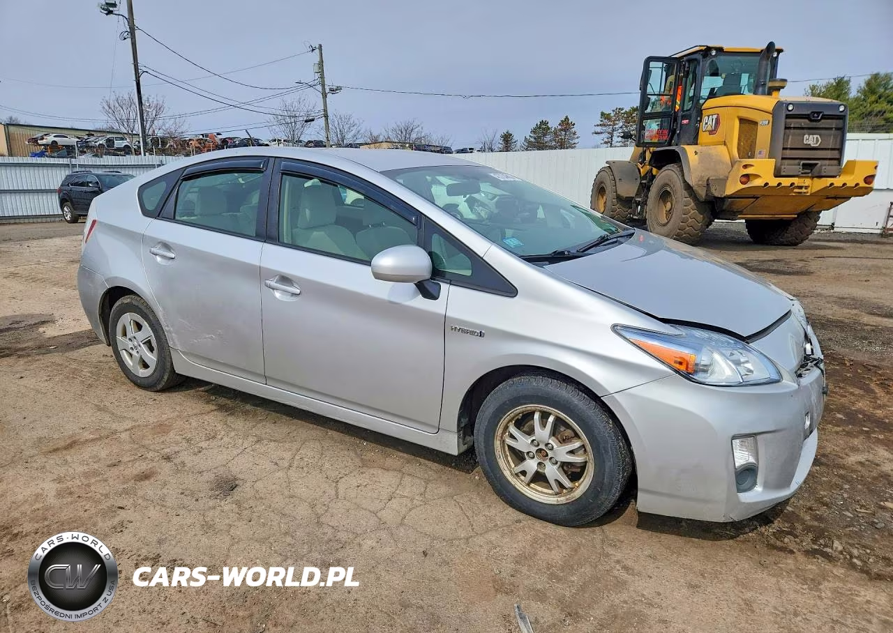 2011 Toyota Prius Two VIN:JTDKN3DUXB5341159 - 4