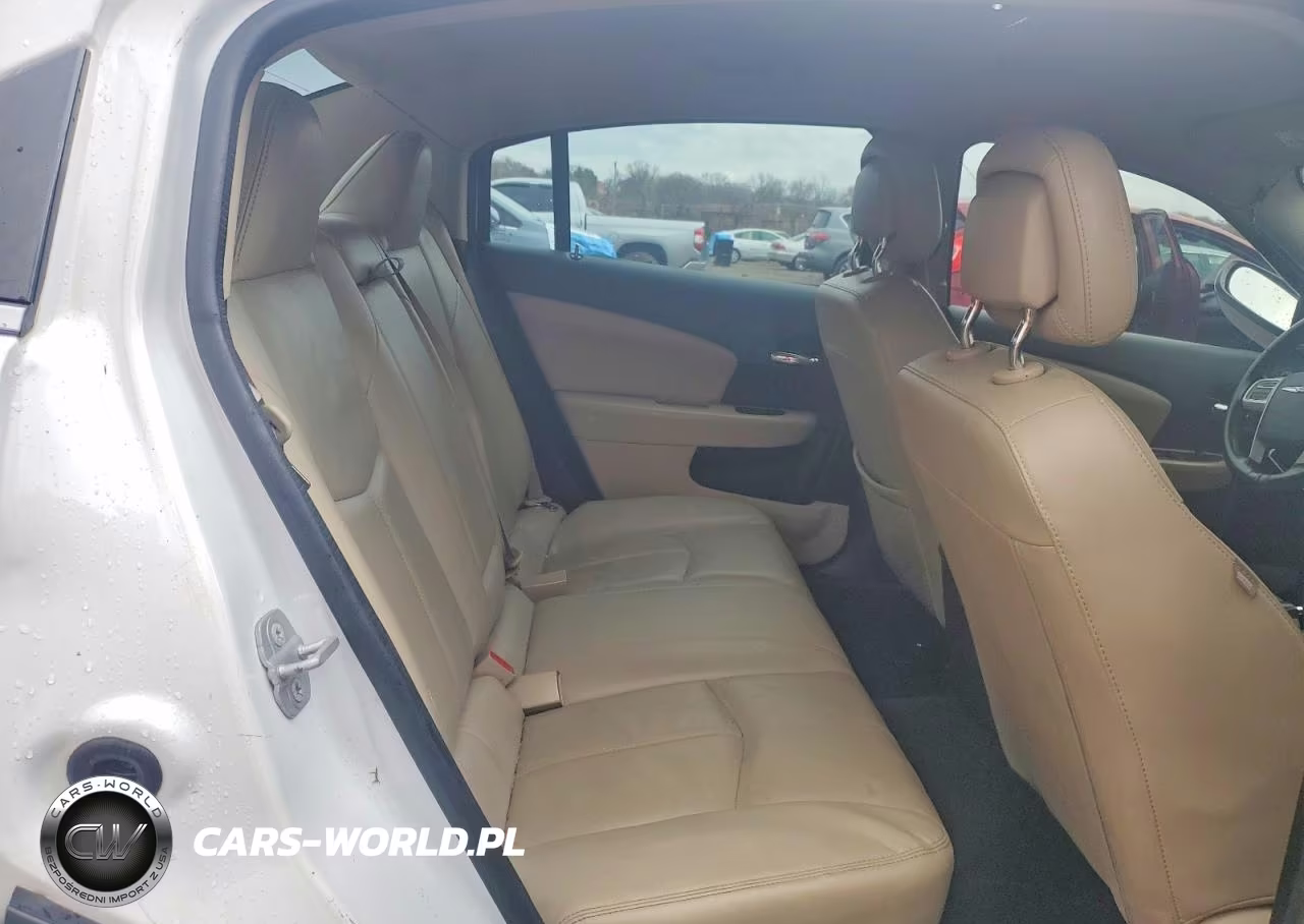 2014 Chrysler 200 Limited VIN:1C3CCBCG3EN156279 - 10