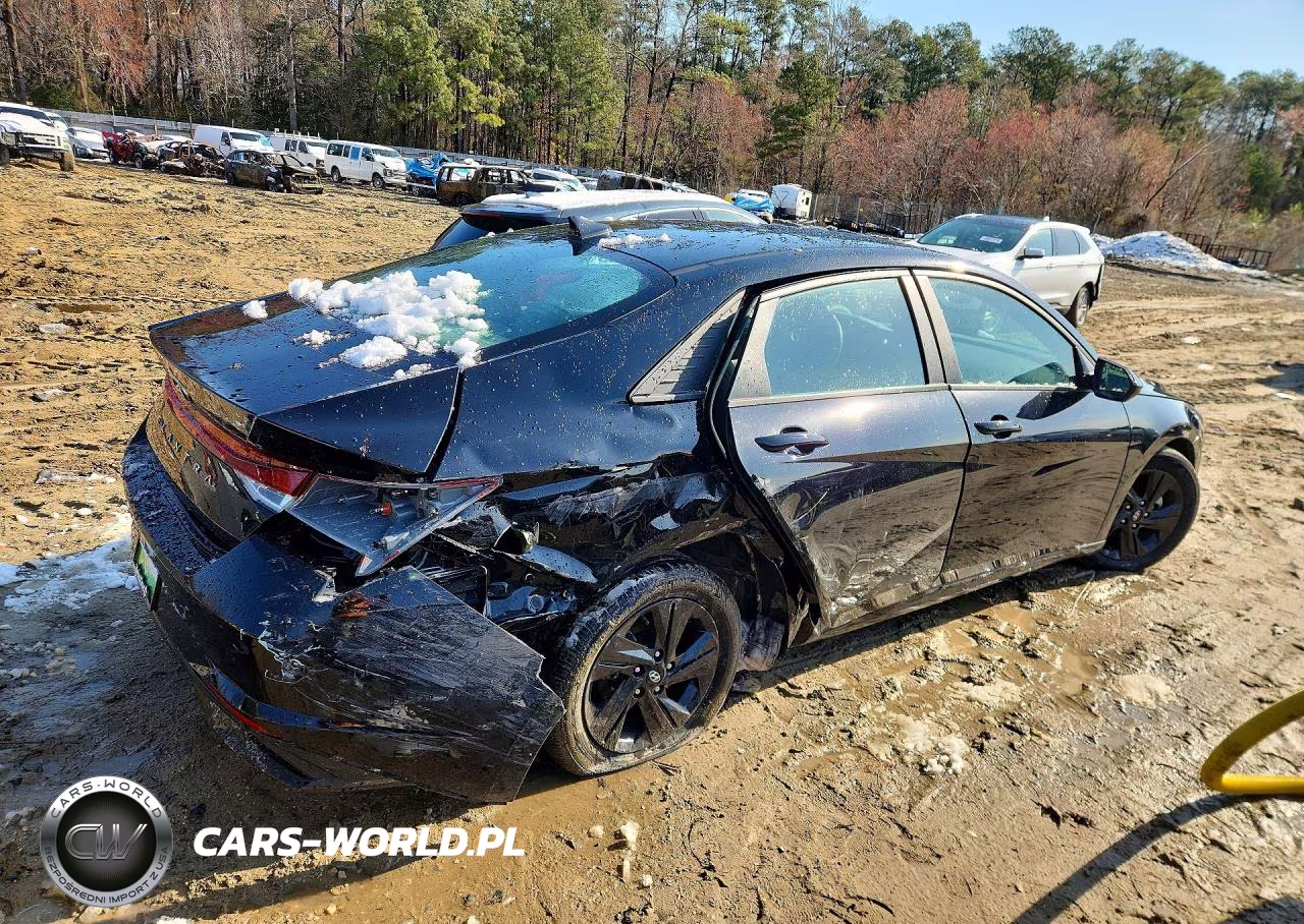 2021 Hyundai Elantra Sel VIN:5NPLM4AG6MH040659 - 3