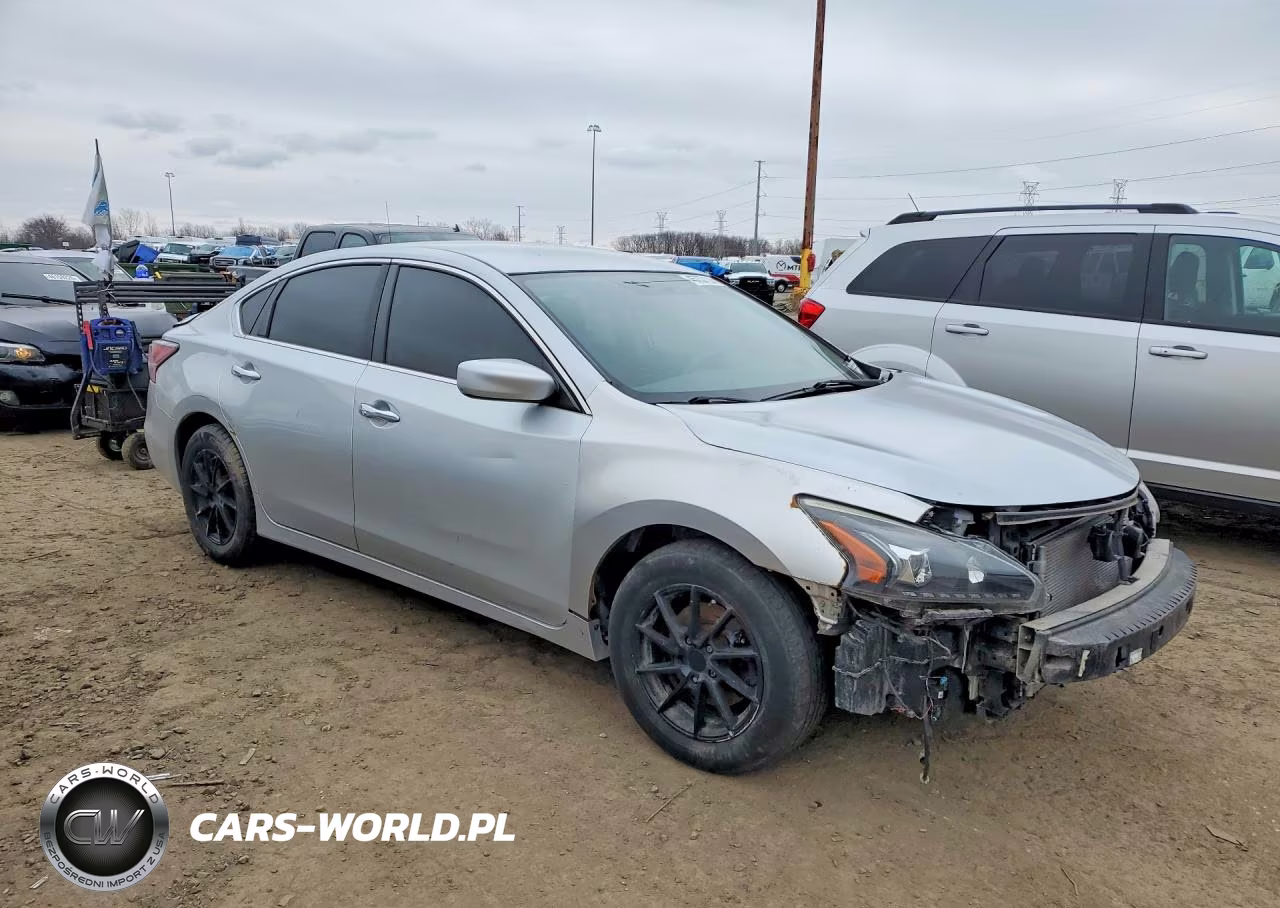 2015 Nissan Altima 2.5 S VIN:1N4AL3AP8FC233257 - 4