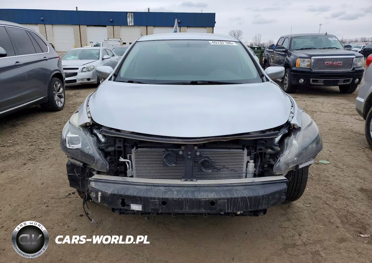 2015 Nissan Altima 2.5 S VIN:1N4AL3AP8FC233257 - 5