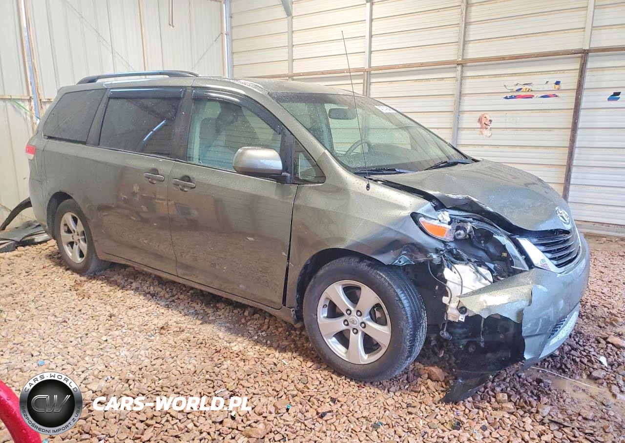 2011 Toyota Sienna Le 8-Passenger VIN:5TDKK3DC1BS016264 - 4