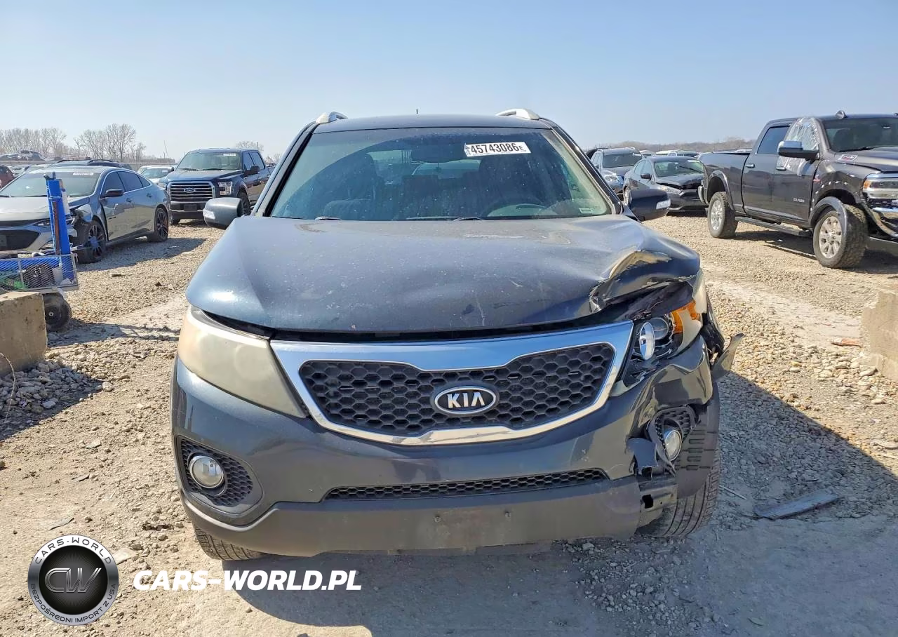 2012 Kia Sorento Lx VIN:5XYKTDA65CG230934 - 5