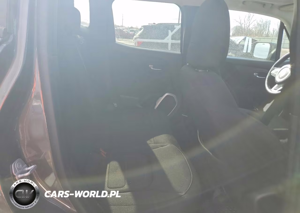 2018 Jeep Renegade Latitude VIN:ZACCJBBB1JPG94763 - 11