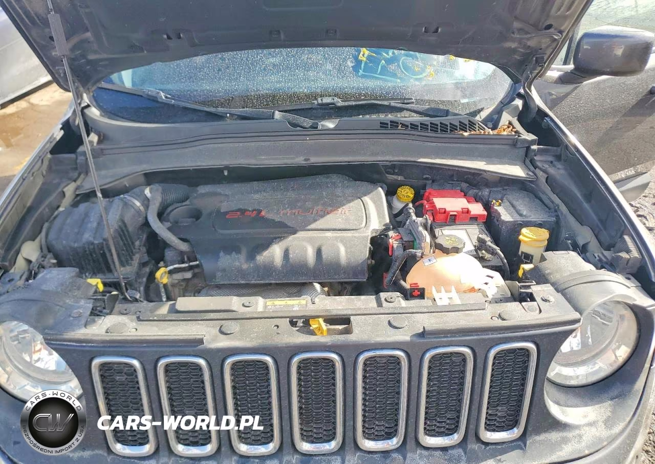 2018 Jeep Renegade Latitude VIN:ZACCJBBB1JPG94763 - 12