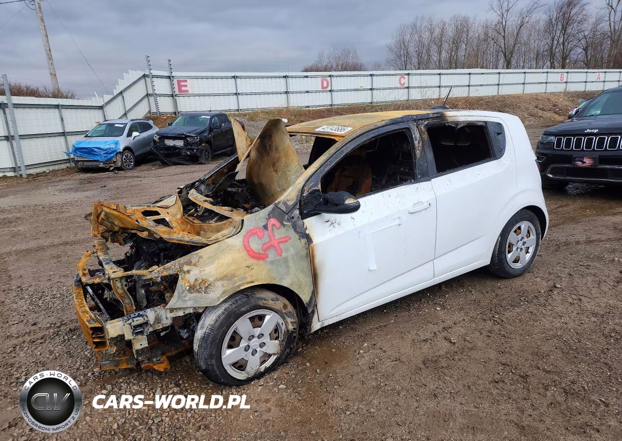 2016 Chevrolet Sonic Ls – zdjęcie 1 z 13