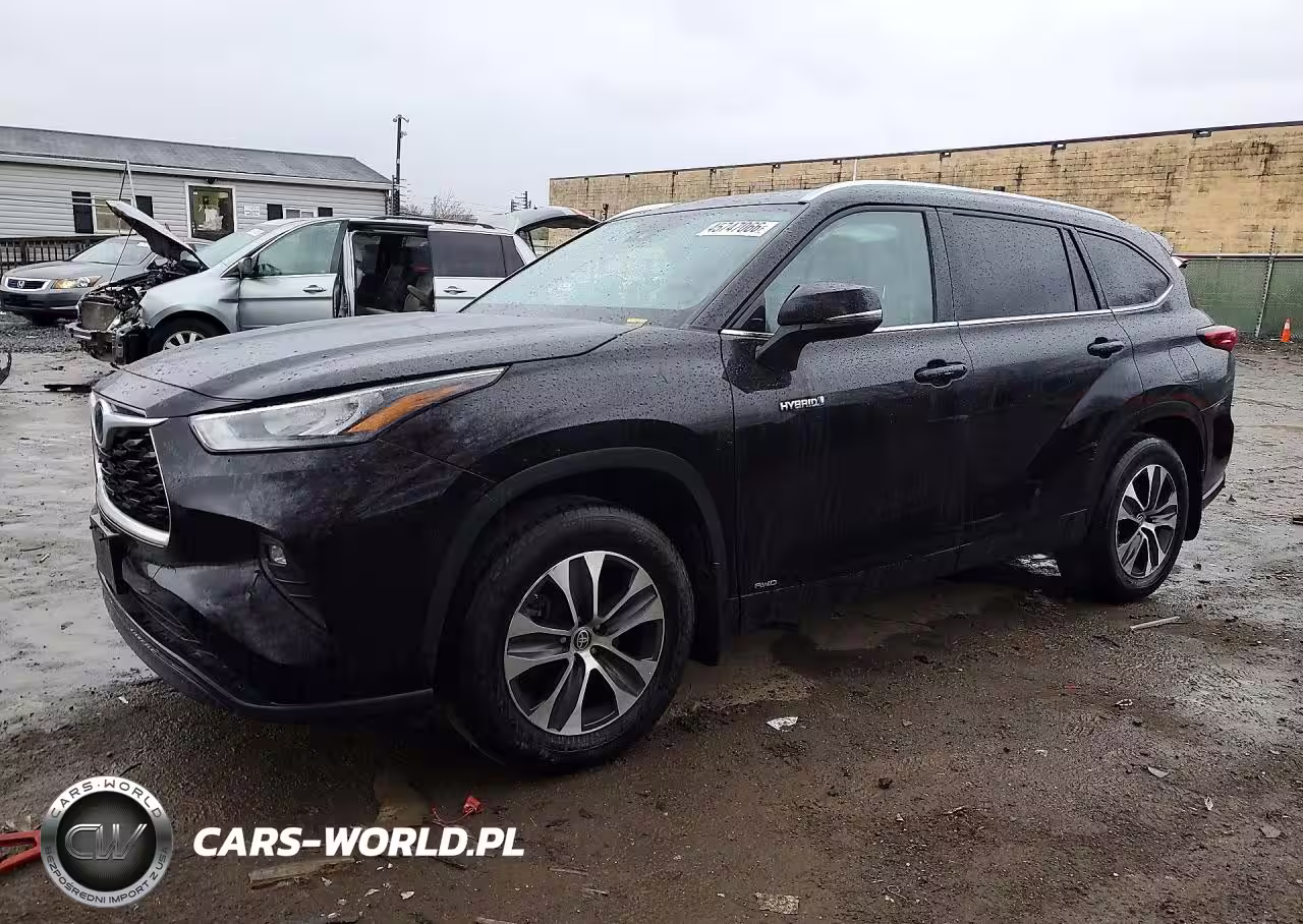 2020 Toyota Highlander Hybrid Xle