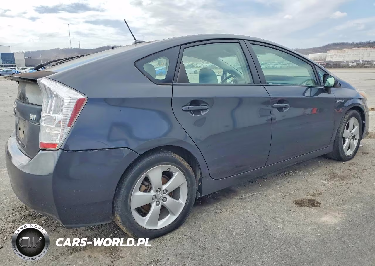 2010 Toyota Prius V VIN:JTDKN3DU4A0048062 - 3