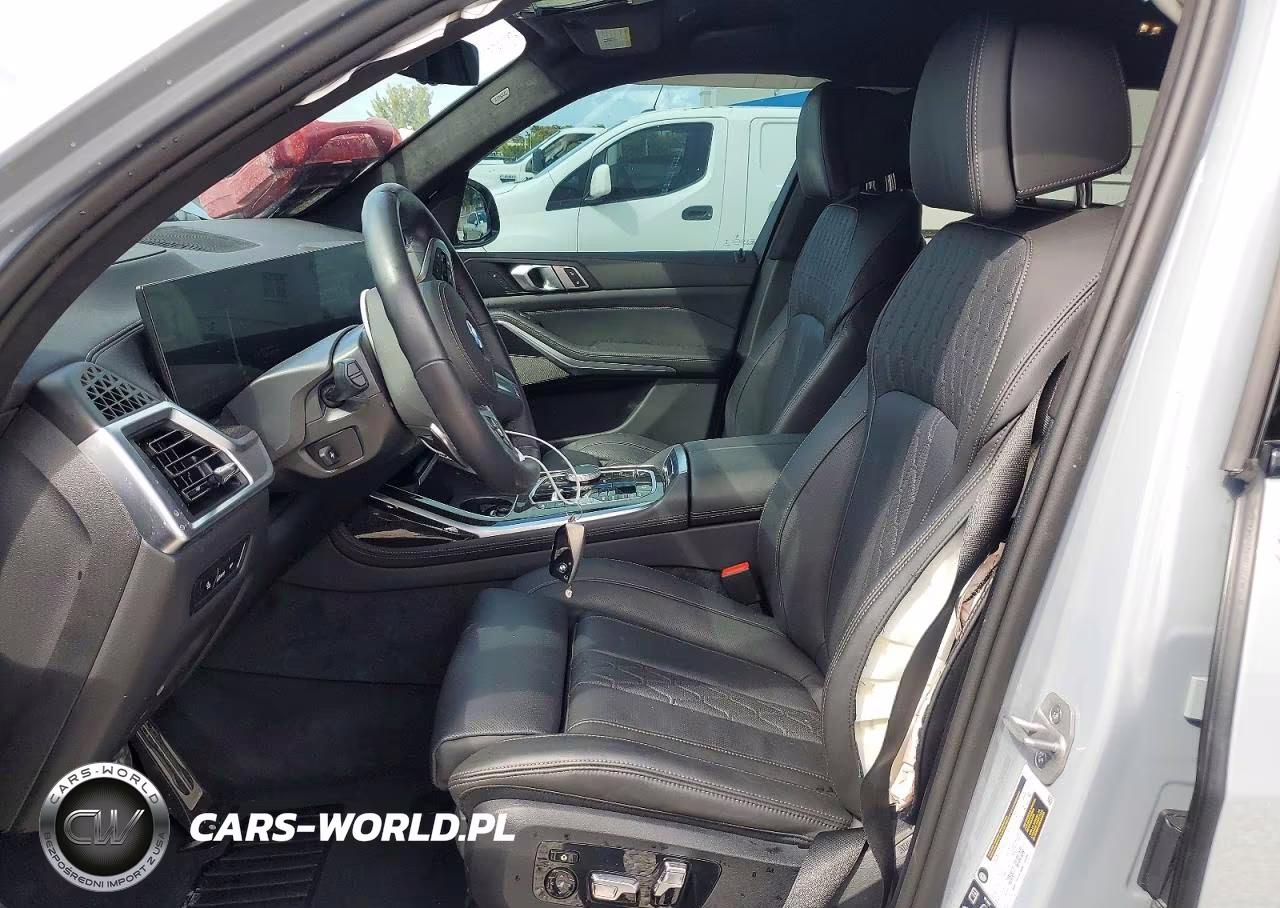2025 BMW X7 xDrive40I VIN:5UX23EM0XS9Y68348 - 7