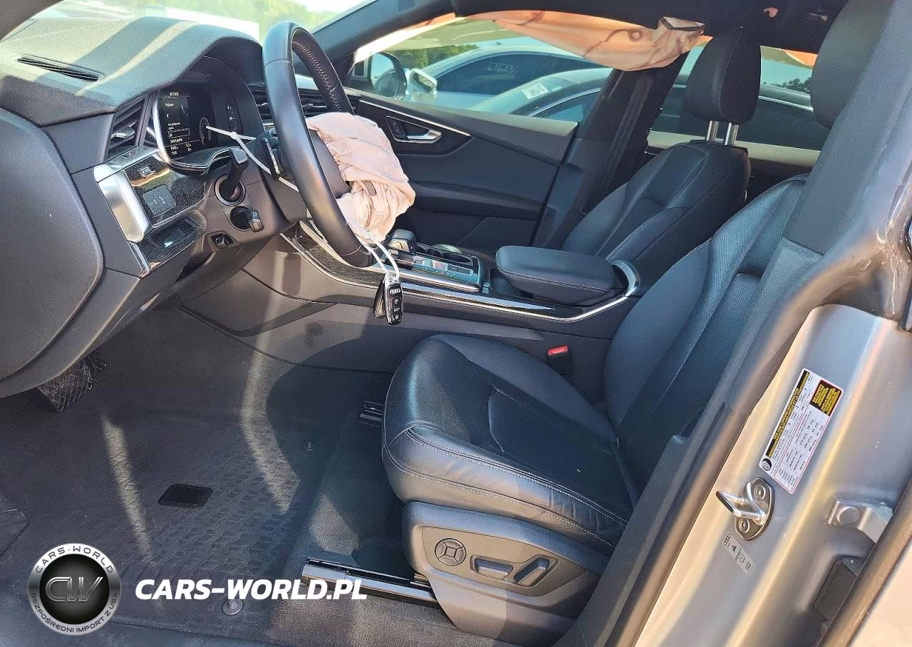 2019 Audi Q8 Premium Plus S-Line VIN:WA1EVAF18KD020872 - 7