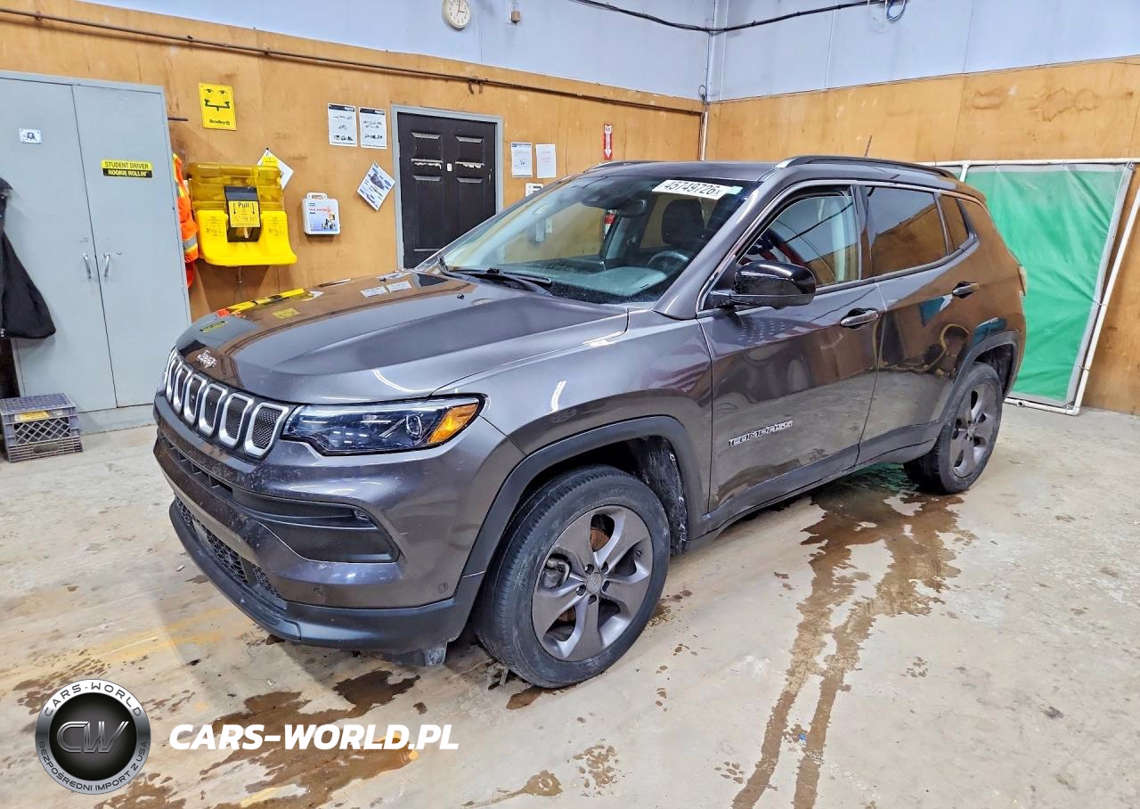 2022 Jeep Compass Latitude Lux