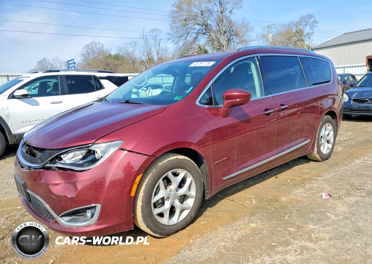 2017 Chrysler Pacifica Touring L Plus