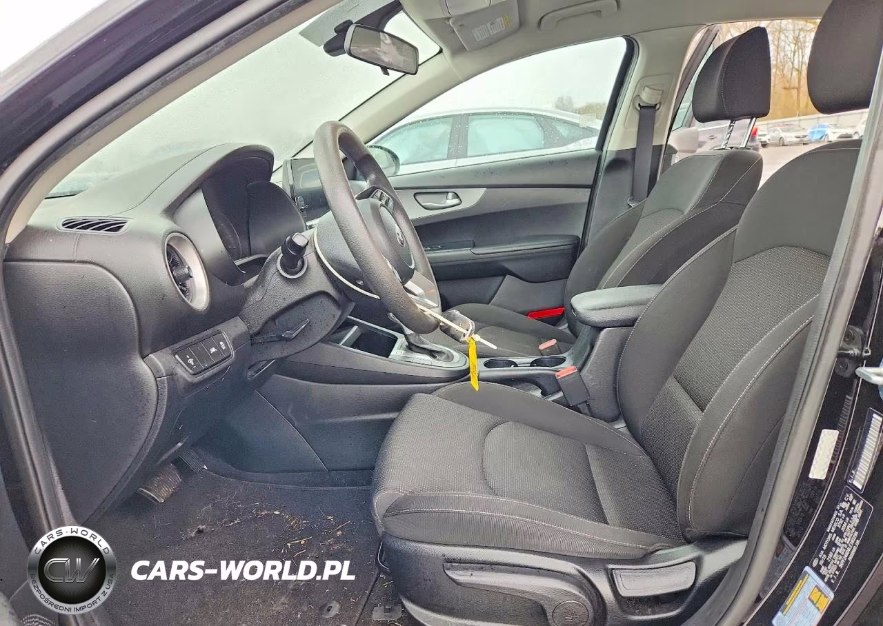 2020 Kia Forte Lxs VIN:3KPF24AD4LE183296 - 7