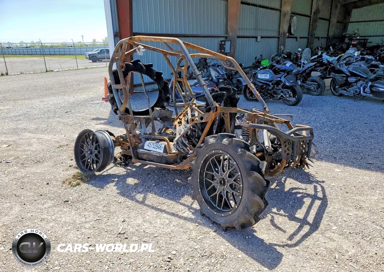 2012 Can-Am Commander Utility Vehicle