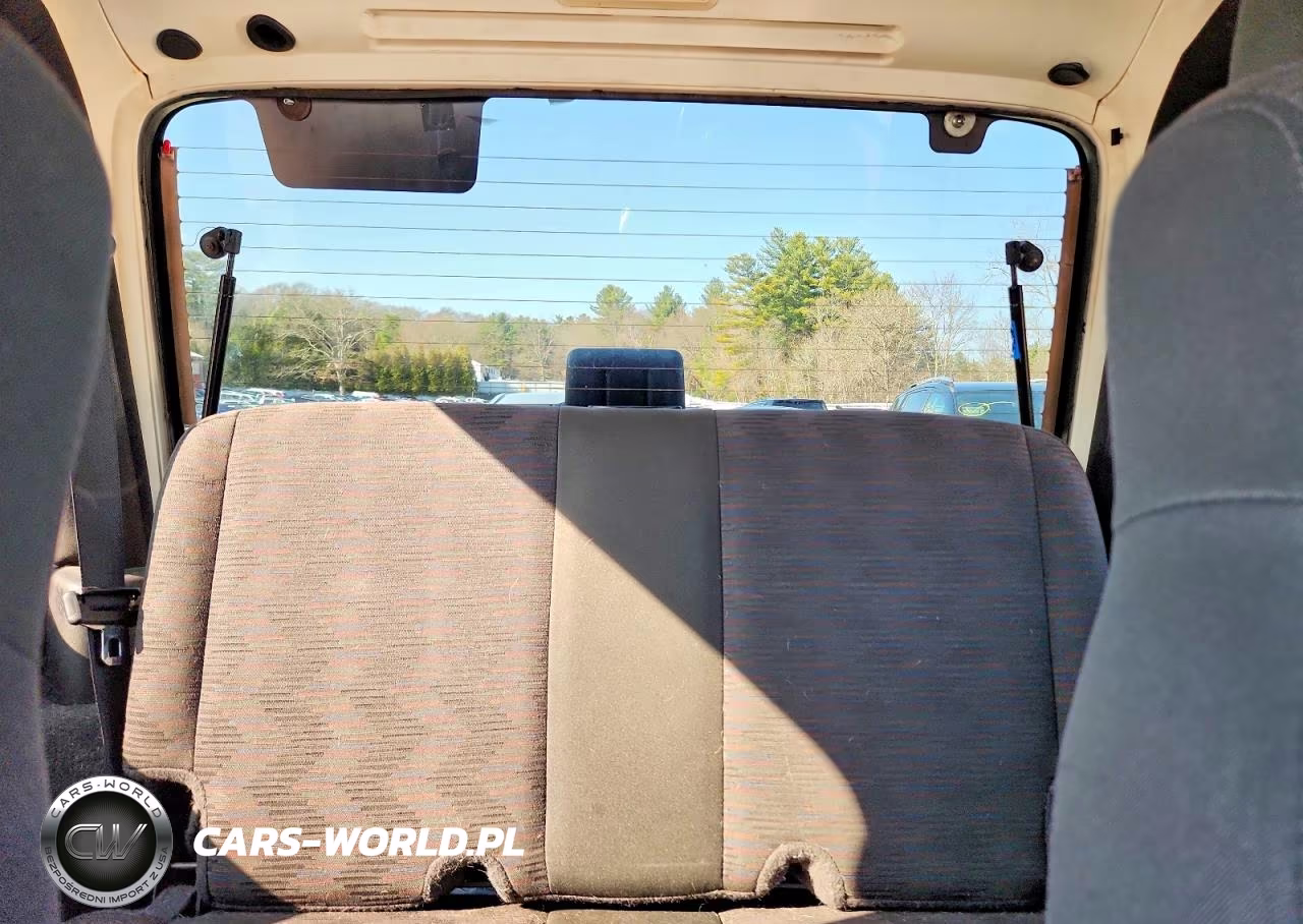2005 Jeep Wrangler X VIN:1J4FA39S45P385536 - 10