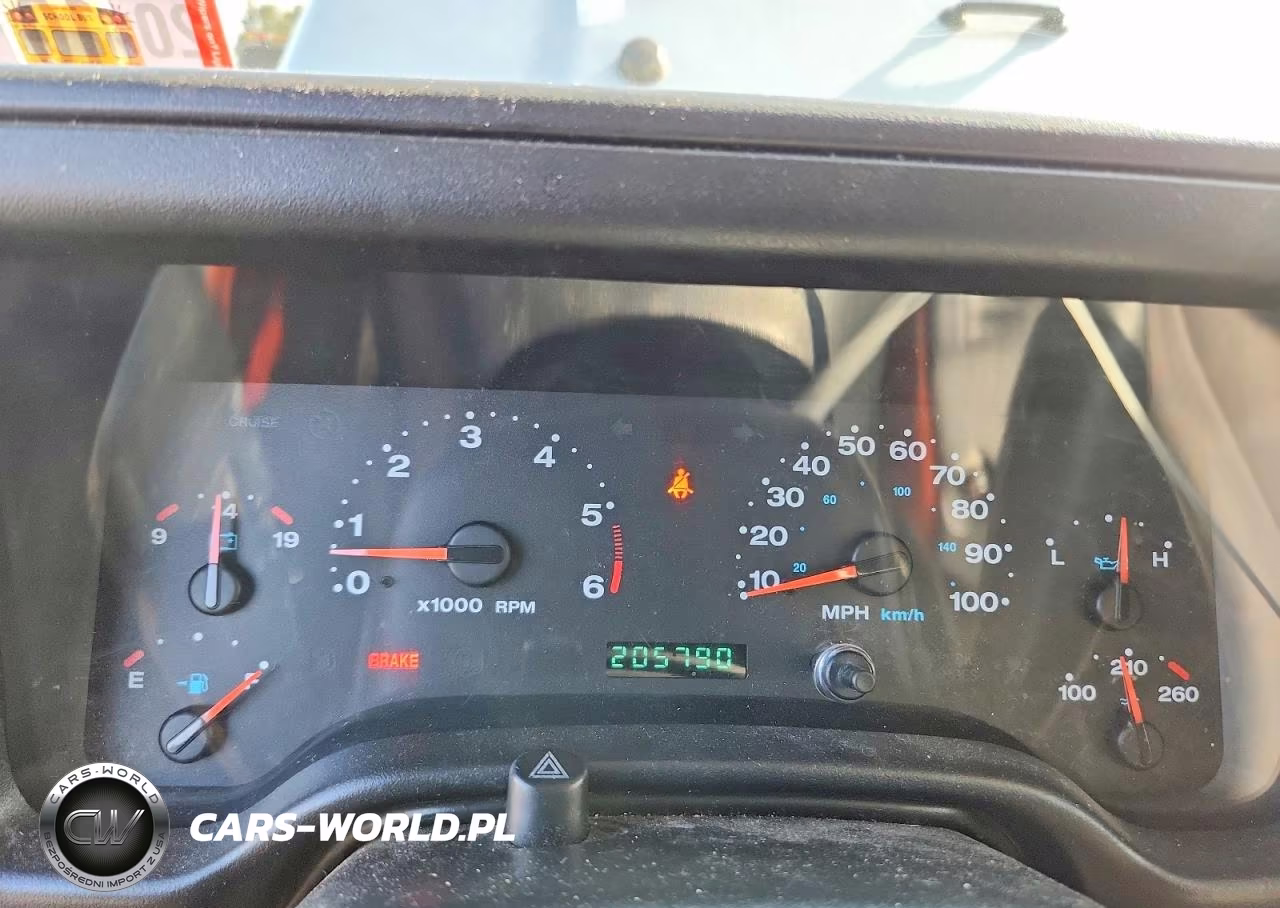 2005 Jeep Wrangler X VIN:1J4FA39S45P385536 - 9