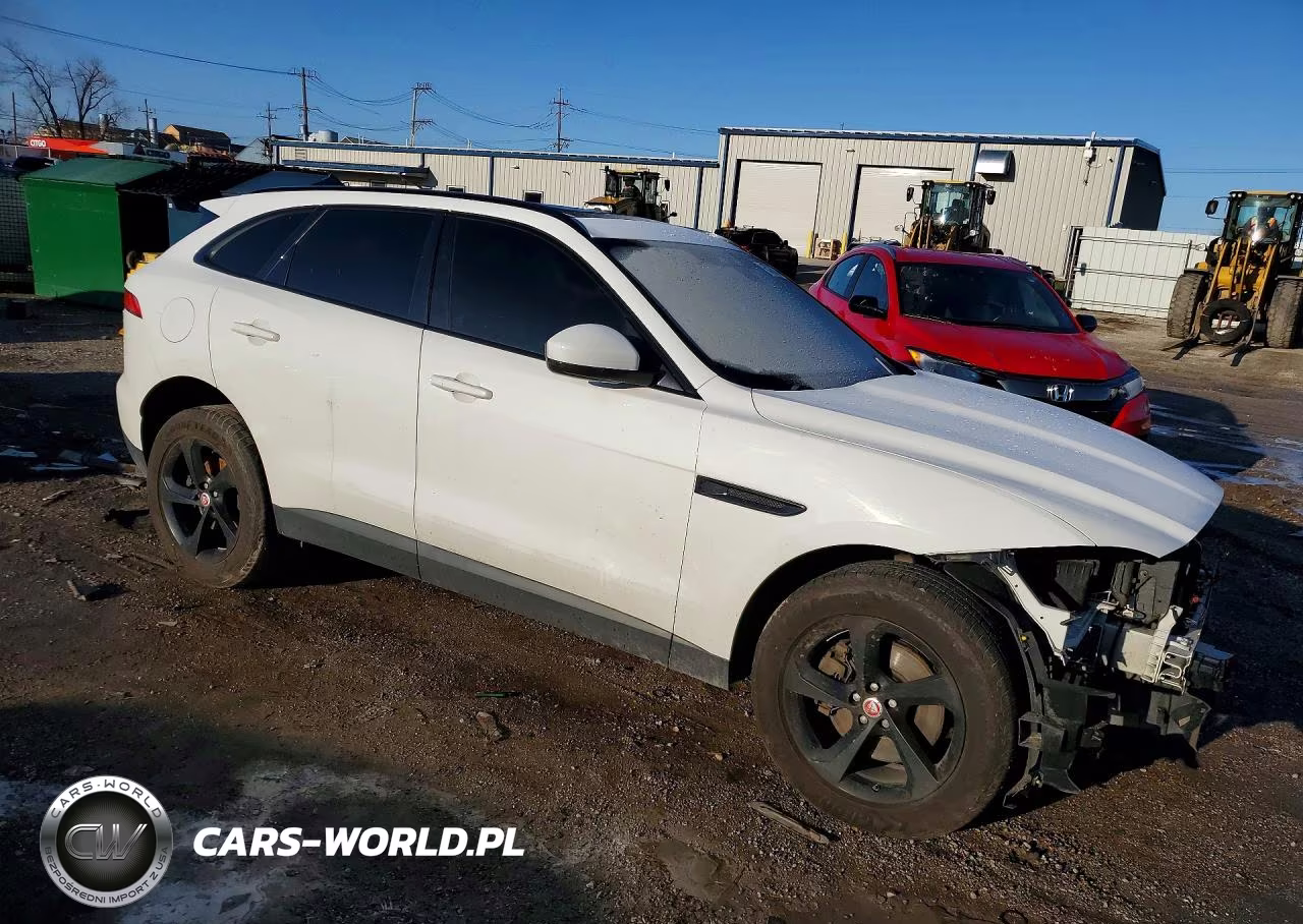 2017 Jaguar F-Pace Premium VIN:SADCJ2BV6HA493952 - 4