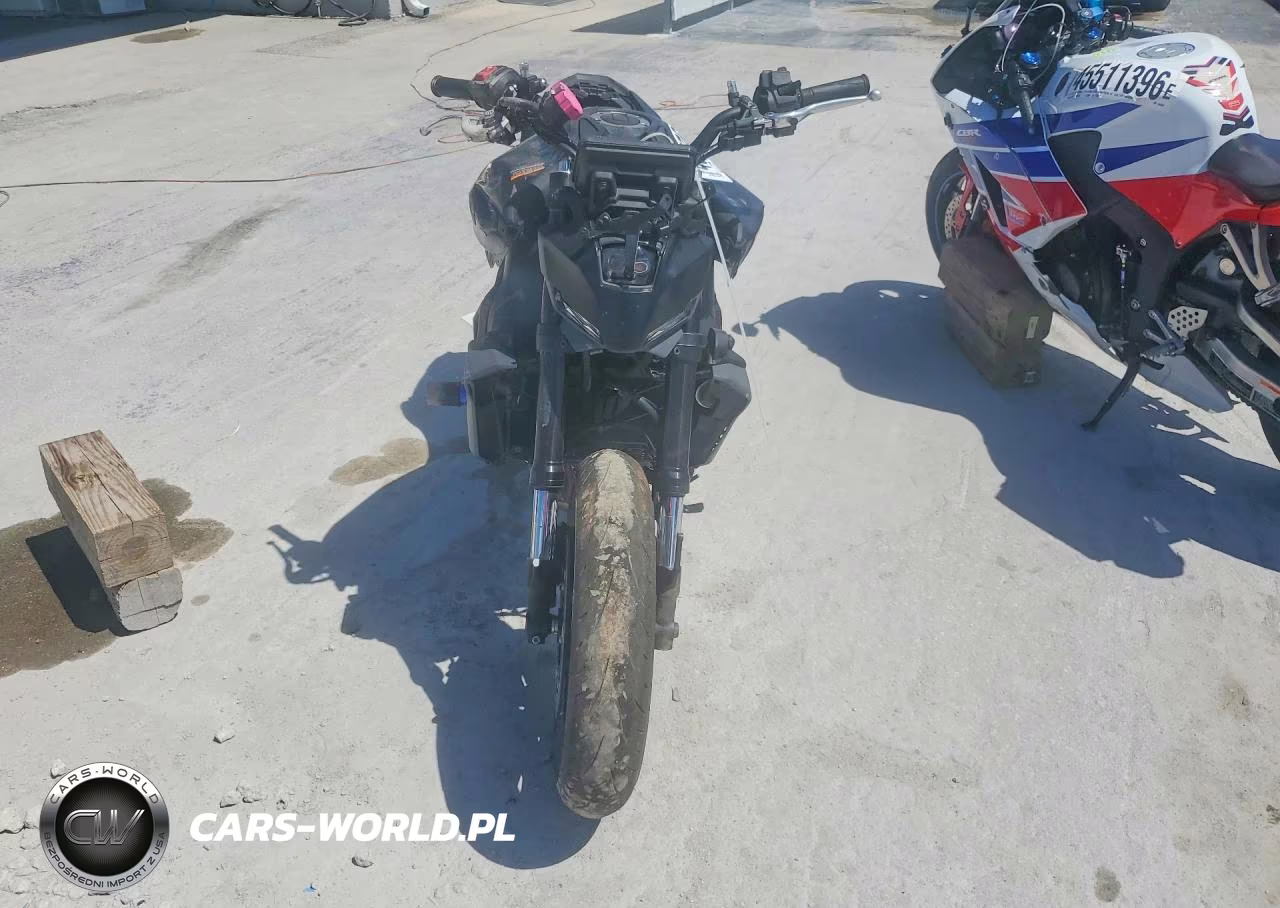 2025 Yamaha Mt09 VIN:JYARN94E8SA002607 - 2