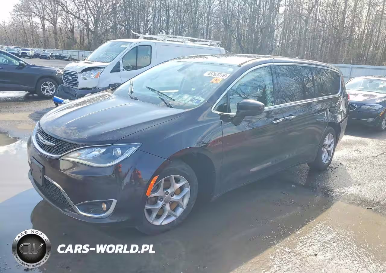 2017 Chrysler Pacifica Touring L