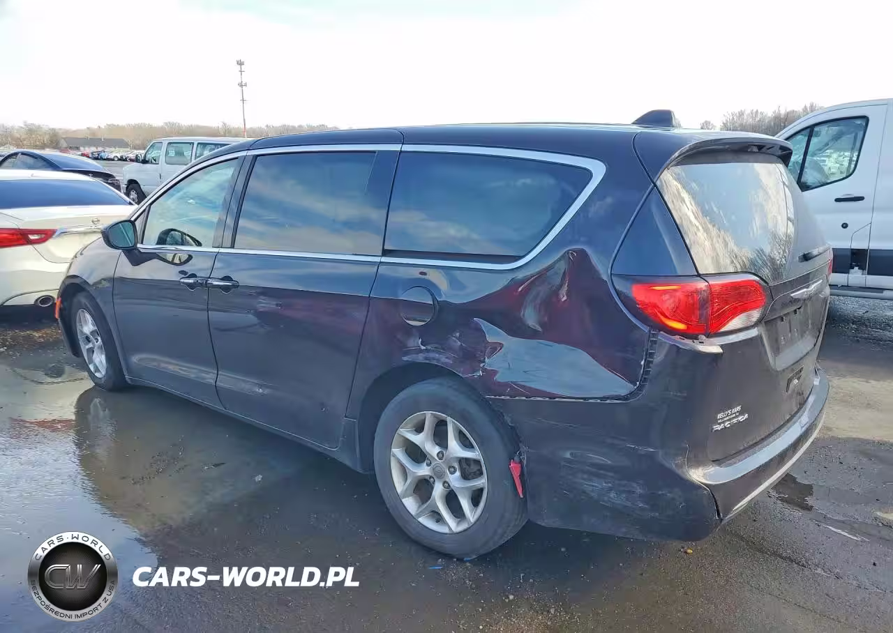 2017 Chrysler Pacifica Touring L VIN:2C4RC1BG9HR788471 - 2