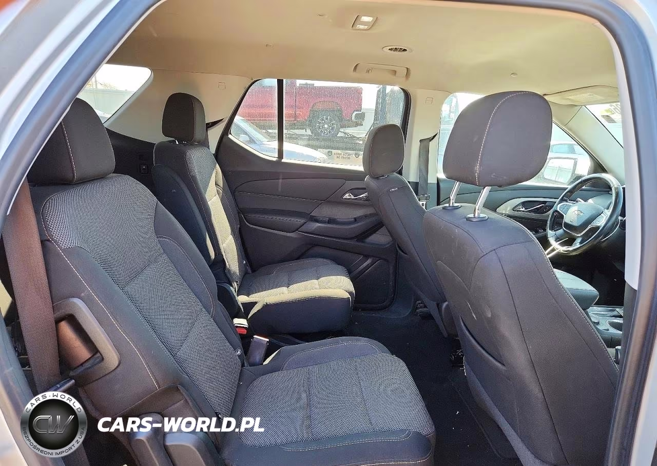 2019 Chev Traverse VIN:1GNEVGKW7KJ264144 - 11
