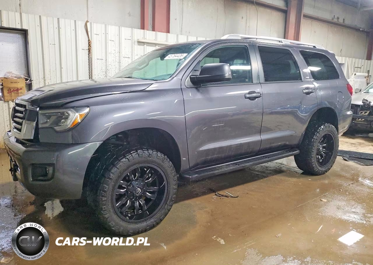 2018 Toyota Sequoia Sr5