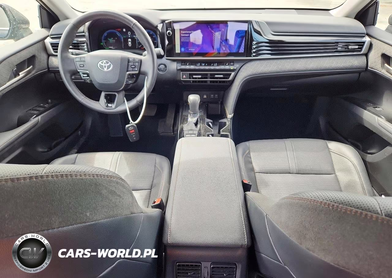2025 Toyota Camry Xle VIN:4T1DAACK0SU557872 - 8