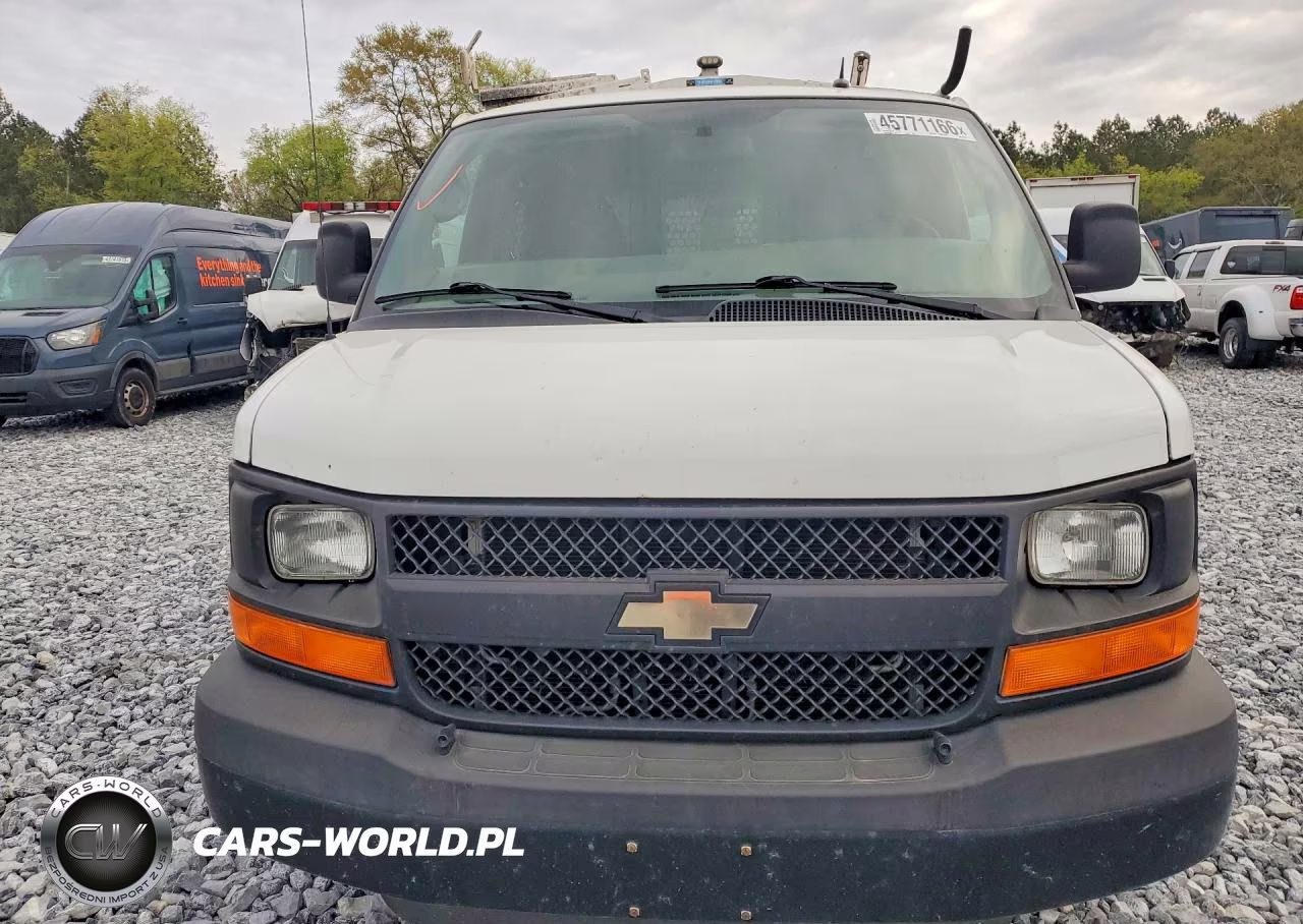 2015 Chevrolet Express 2500 Cargo Utility - Service Van VIN:1GCWGFCFXF1233525 - 5