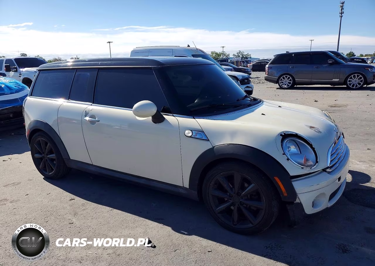 2008 Mini Cooper Clubman VIN:WMWML33578TN66794 - 4