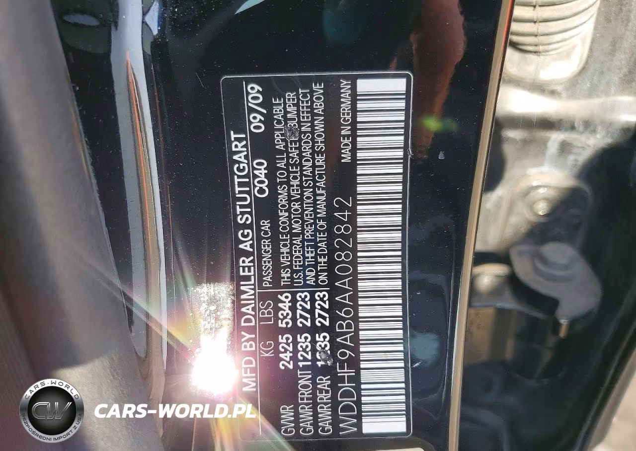2010 Mercedes-Benz E 550 4Matic VIN:WDDHF9AB6AA082842 - 12