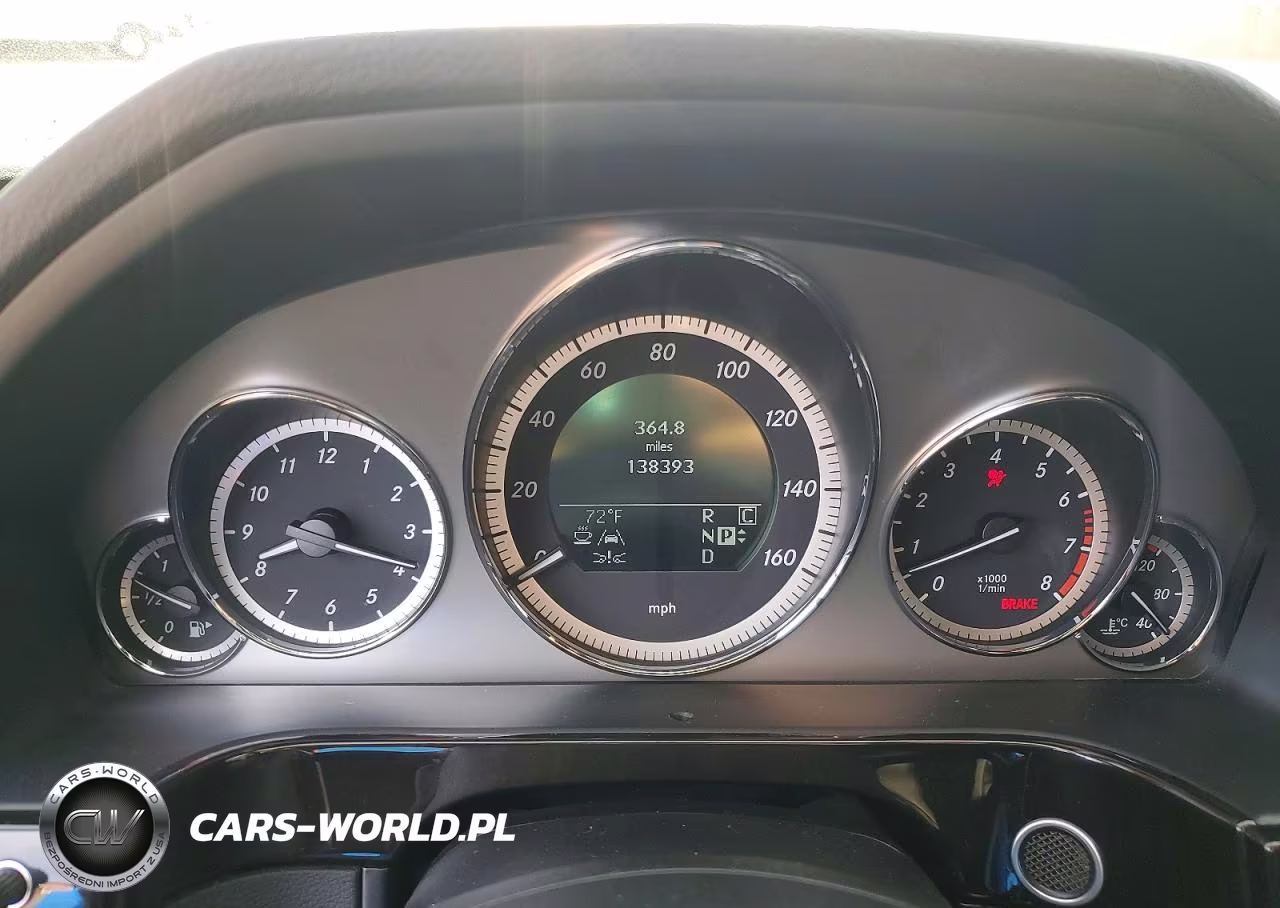 2010 Mercedes-Benz E 550 4Matic VIN:WDDHF9AB6AA082842 - 9