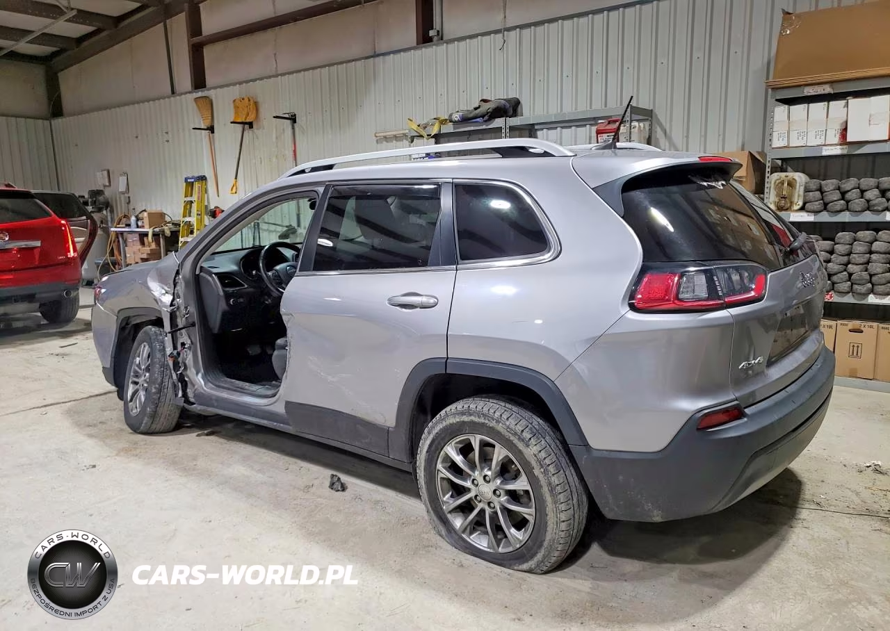 2019 Jeep Cherokee Latitude Plus VIN:1C4PJMLB2KD181470 - 2