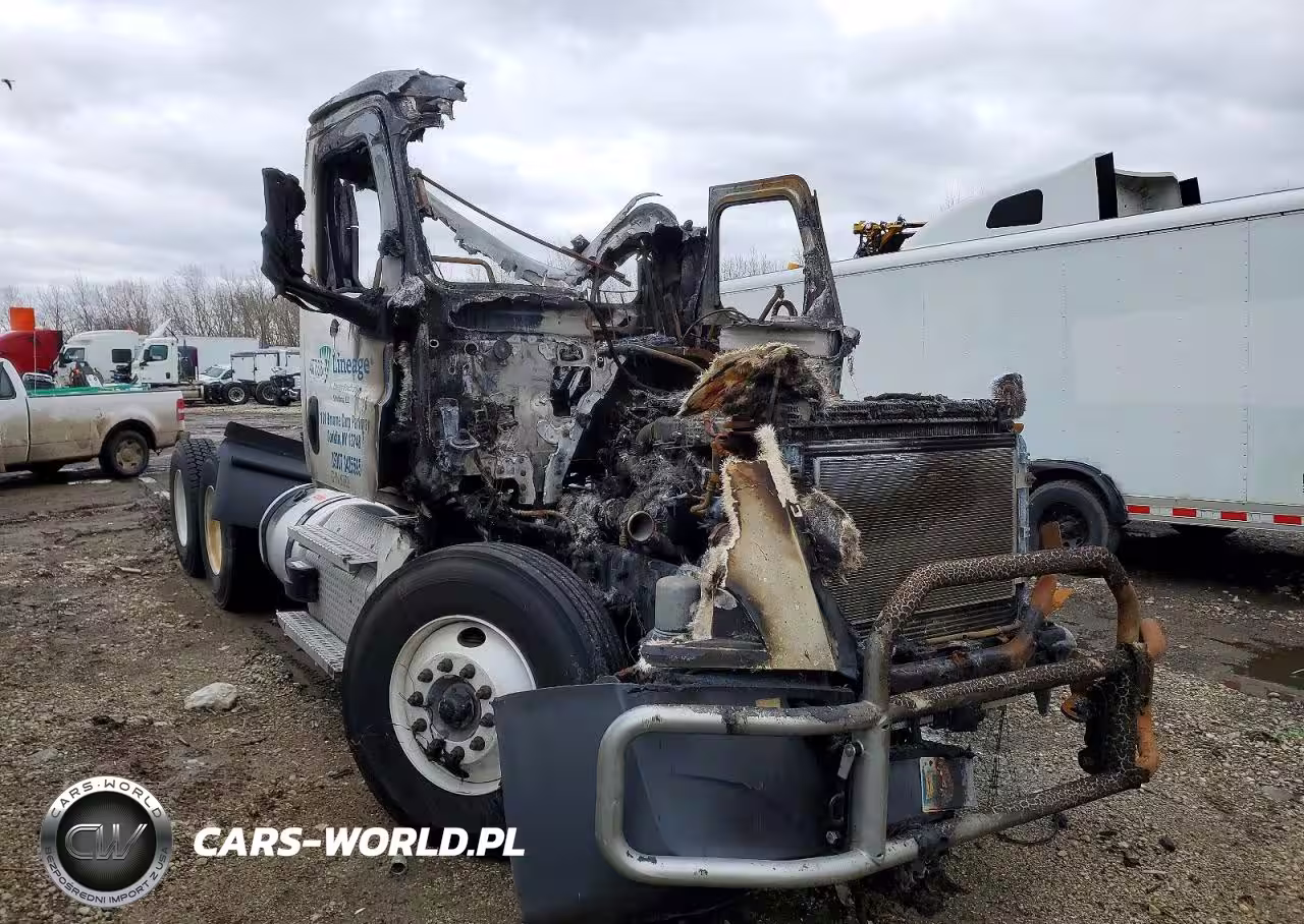 2023 Freightliner Cascadia 126 Semi Truck
