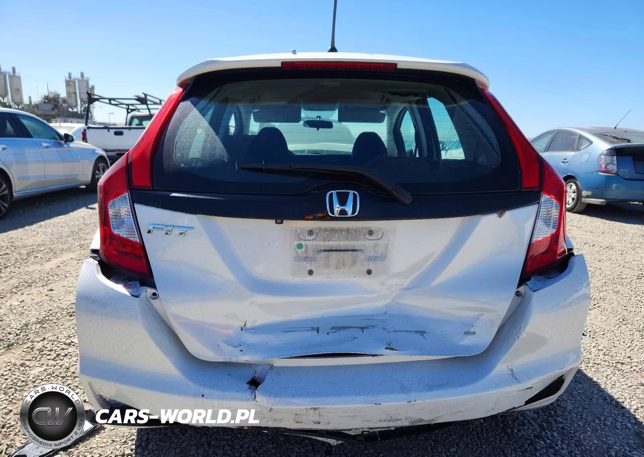 2019 Honda Fit Lx VIN:3HGGK5H45KM737791 - 6