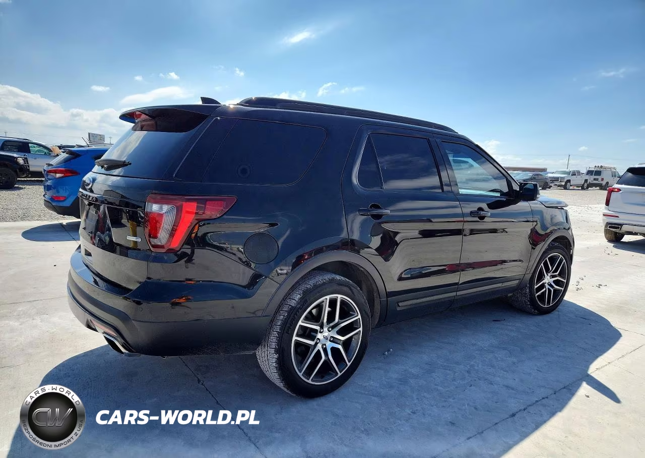 2016 Ford Explorer Sport VIN:1FM5K8GT7GGB86146 - 3
