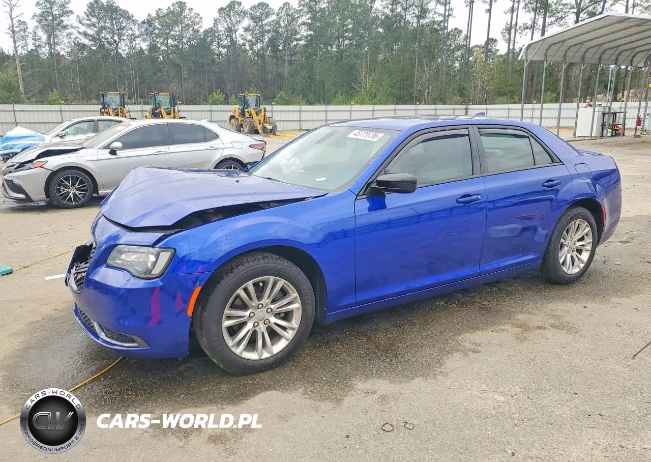 2018 Chrysler 300 Touring