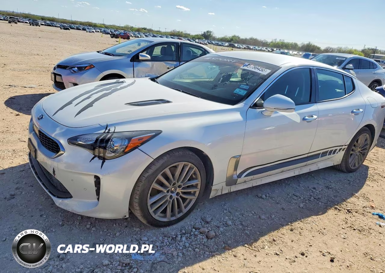 2018 Kia Stinger Base