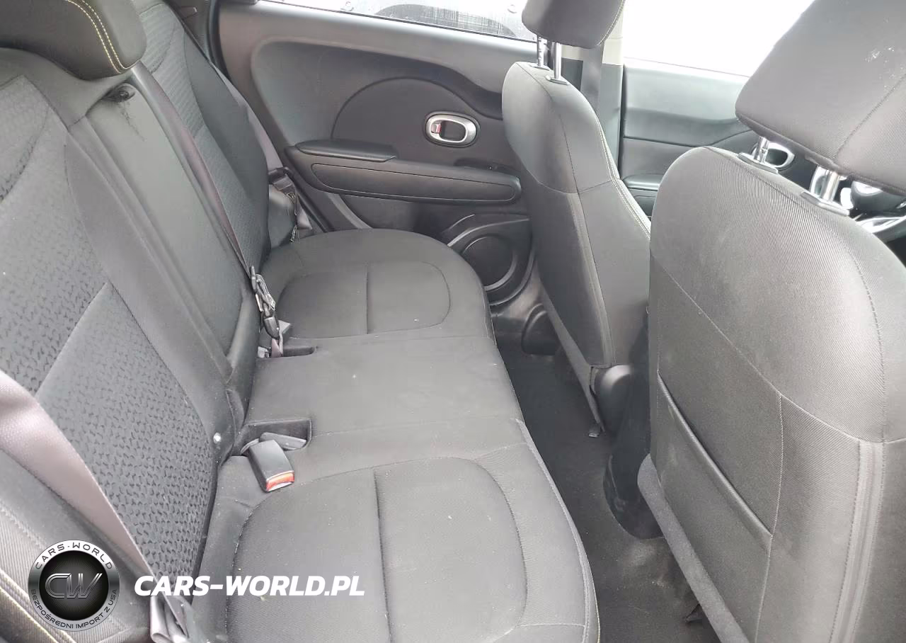 2015 Kia Soul + VIN:KNDJP3A59F7197682 - 11