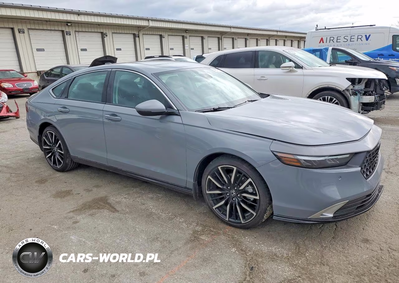 2025 Honda Accord Touring Hybrid VIN:1HGCY2F89SA001564 - 4