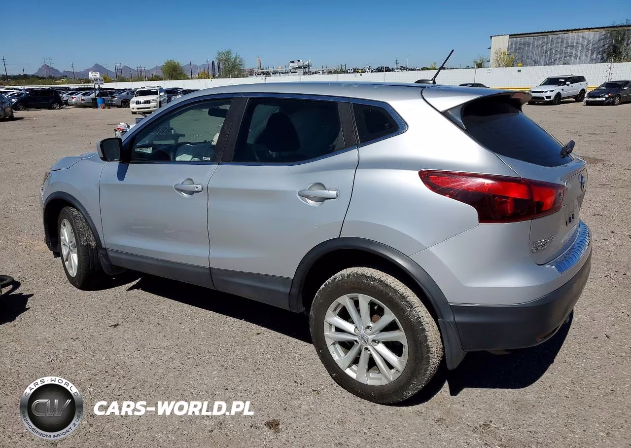 2017 Nissan Rogue Sport S VIN:JN1BJ1CP8HW007729 - 2