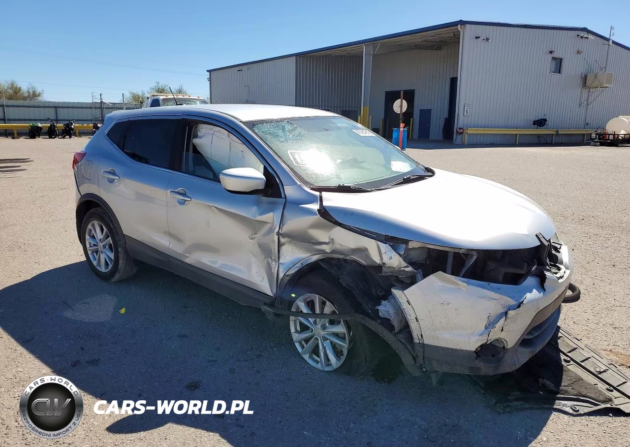 2017 Nissan Rogue Sport S VIN:JN1BJ1CP8HW007729 - 4