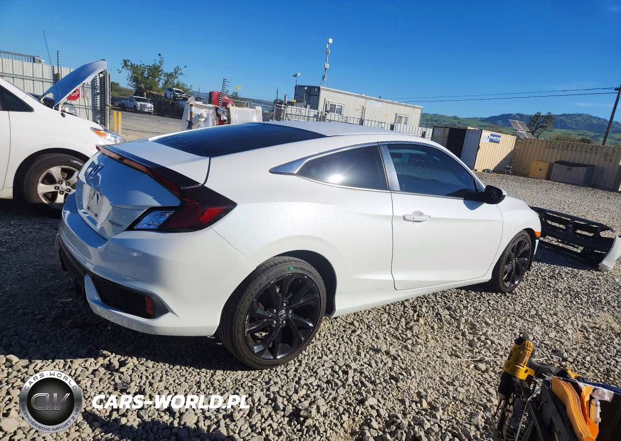 2019 Honda Civic Sport VIN:2HGFC4B87KH305085 - 3