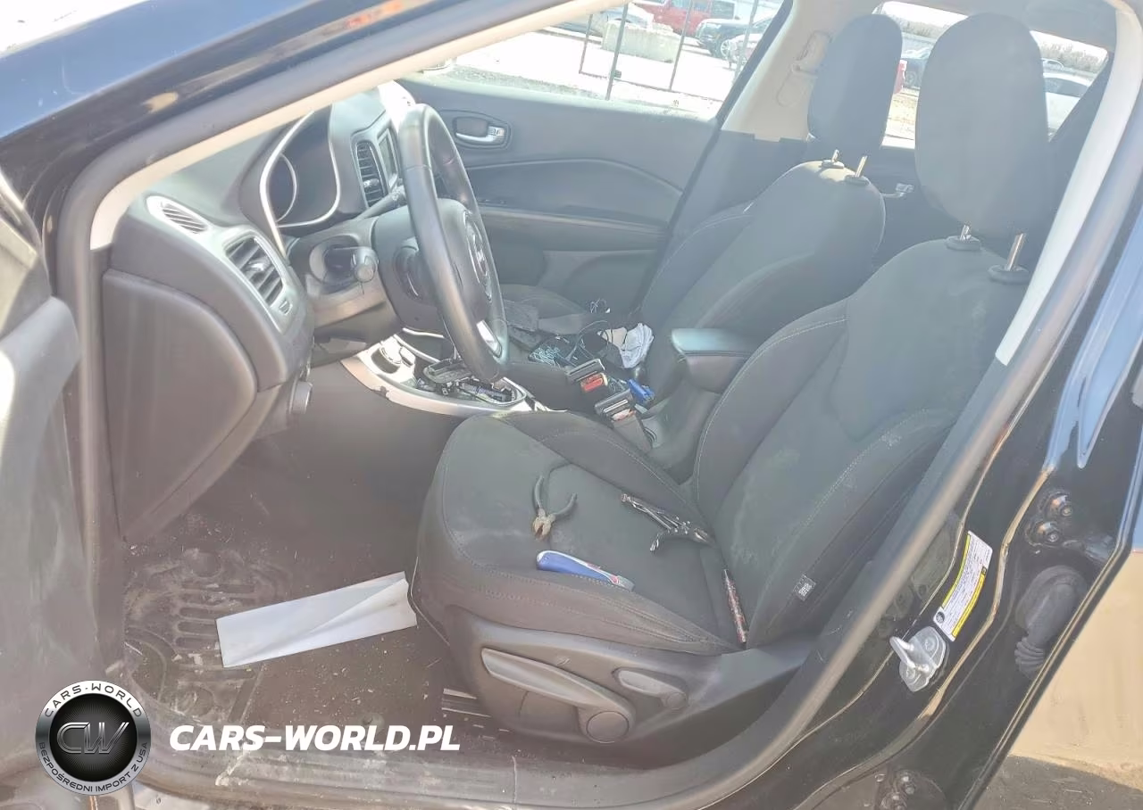 2018 Jeep Compass Sport VIN:3C4NJDAB1JT261670 - 7