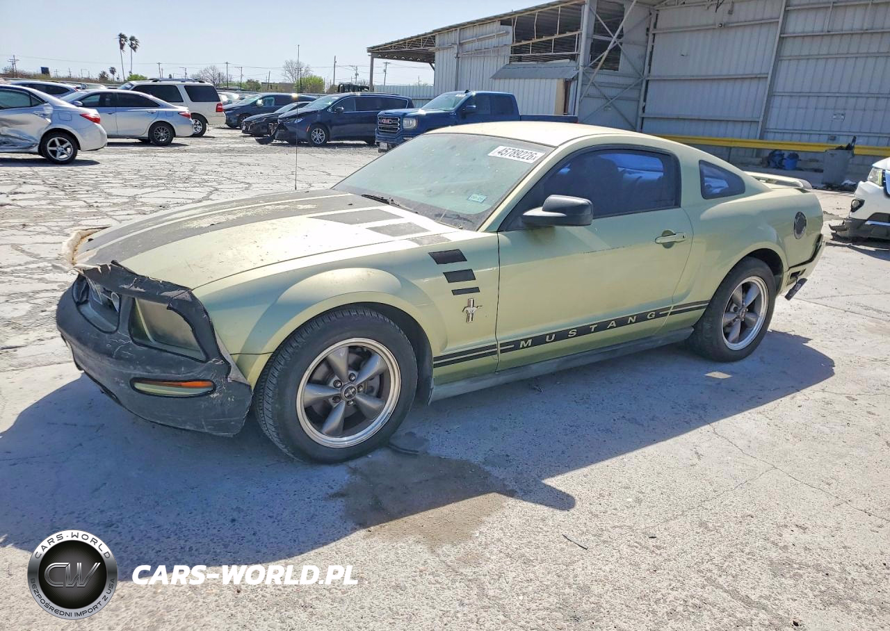 2006 Ford Mustang I4 Coupe