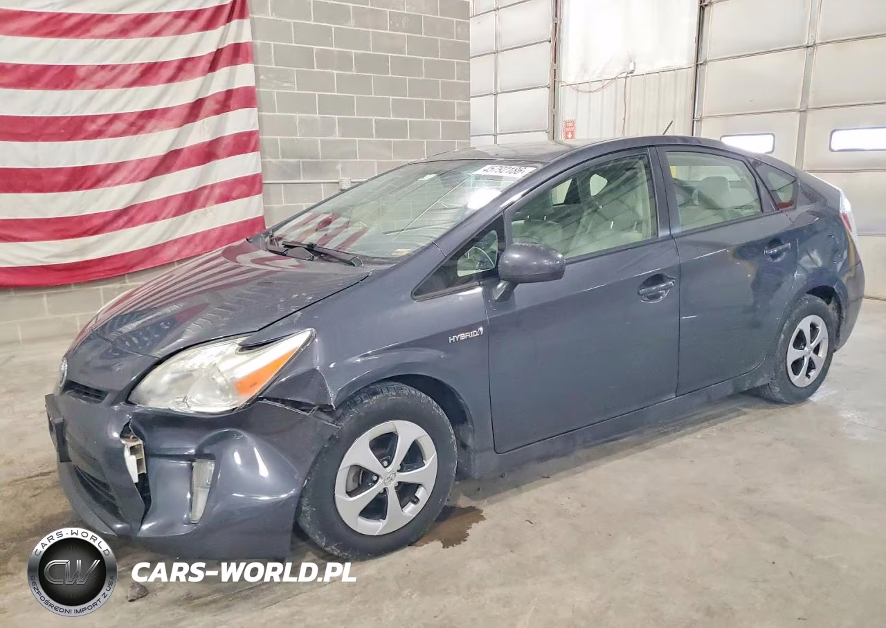 2013 Toyota Prius Two – zdjęcie 1 z 13